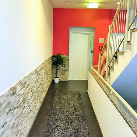 Ambassador Hotel 3*